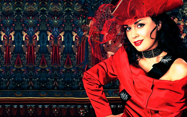 Анастасия Заворотнюк