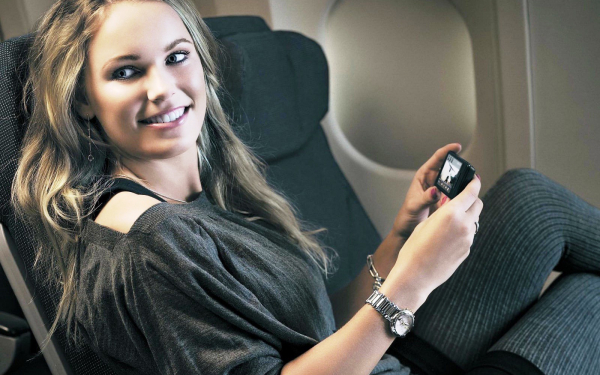 Каролин Возняцки — датская теннисистка польского происхождения.