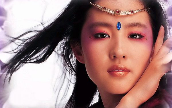Китайская актриса Лю Ифэй
