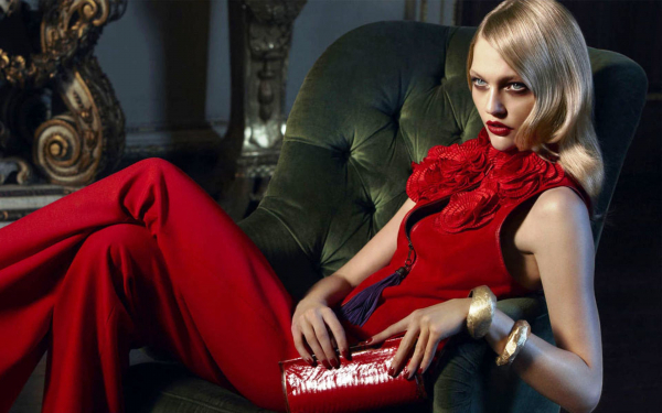 Саша Пивоварова - российская супер модель