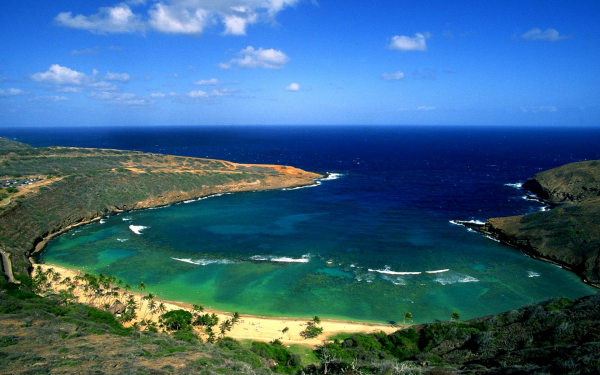 Морской залив