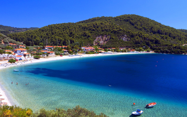 Эгейское море у острова Скопелос