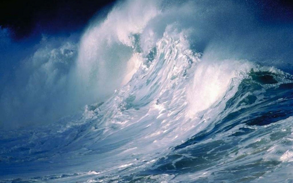 Сильный шторм