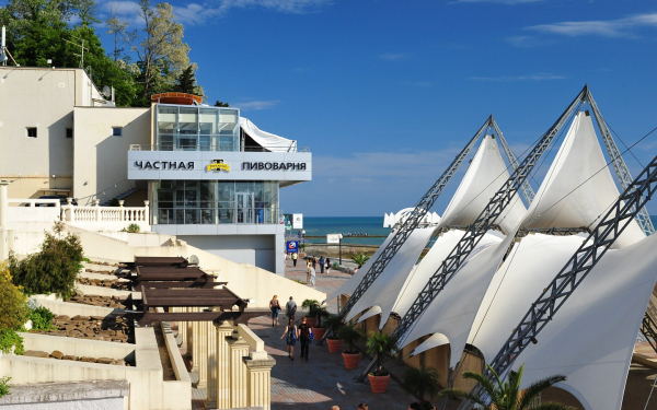 Набережная в Сочи