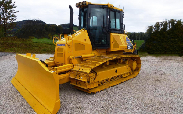 Komatsu D51PX