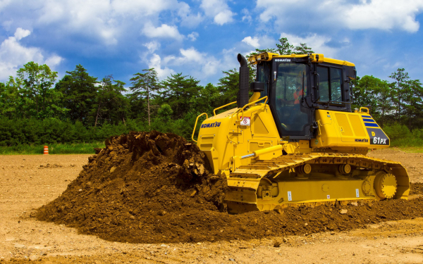 Бульдозер Komatsu D61PX