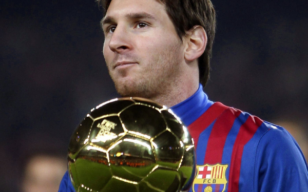 Лионель Месси с золотым мячом