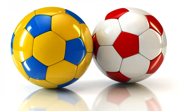 Футбольные мячи