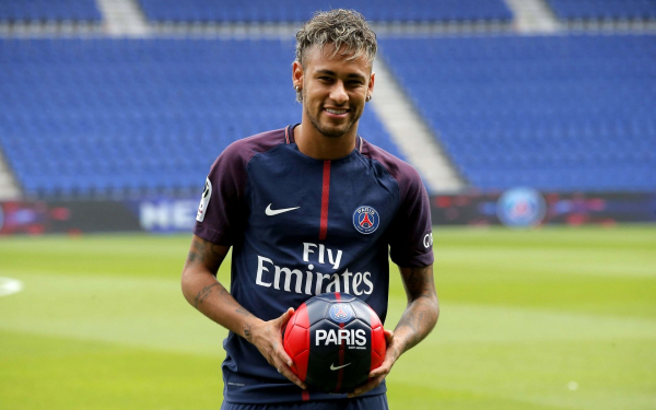 Неймар в Париже