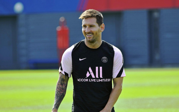 Нападающий фк ПСЖ Лионель Месси