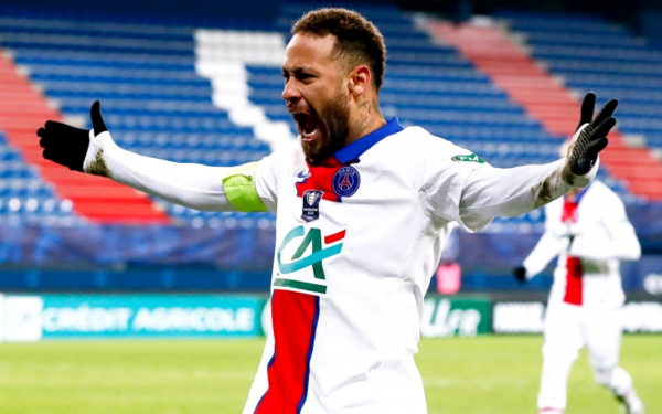 Неймар празднует победу над Баварией