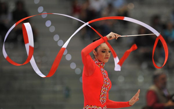 Анна Бессонова с лентой