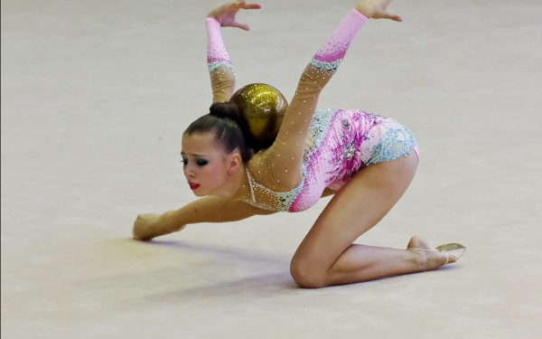 Дарья Дмитриева с мячом