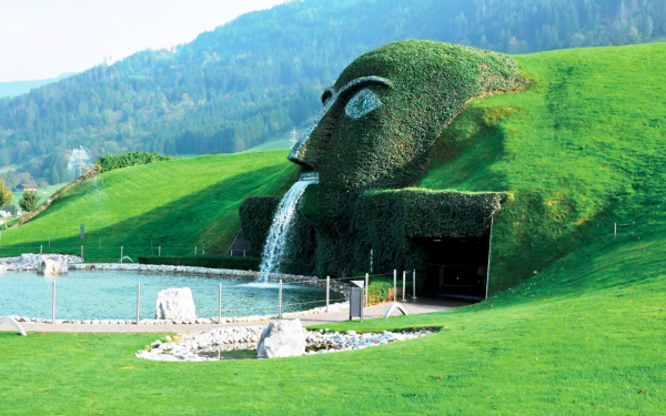 Фонтан Сваровски в Австрии