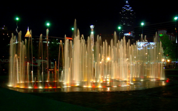 Фонтан олимпийских колец. Атланта. США.