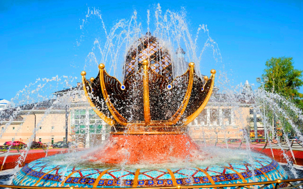 Фонтан в Ханты-Мансийске