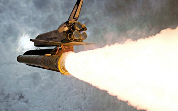 Космический челнок на ракетоносителе