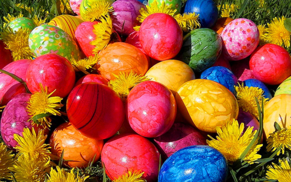 Крашеные яйца на Пасху