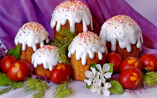 Картинка с пасхальными символами