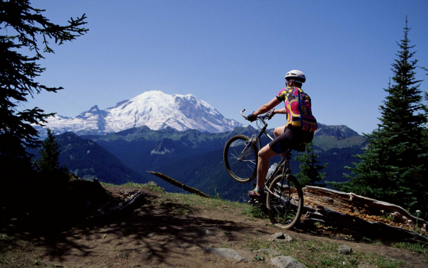Горный велотурист