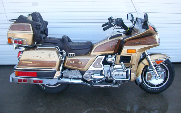 Мотоцикл Хонда Голдвинг  GL1200