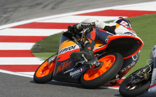 Кольцевые гонки на мотоциклах