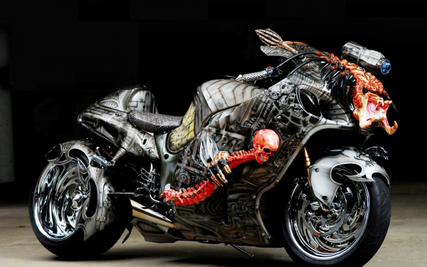 Спортивный супербайк