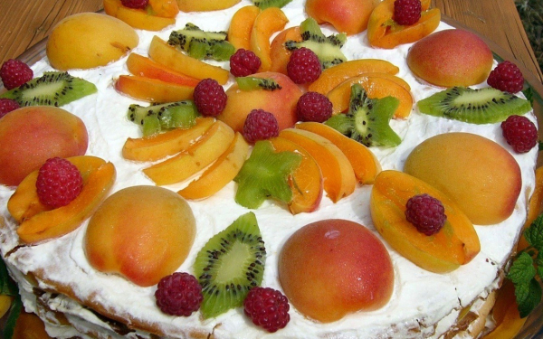 Торт фруктовое ассорти