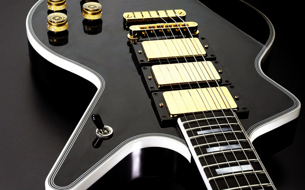 Электрогитара