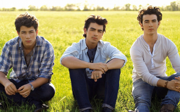 Братья Джонас