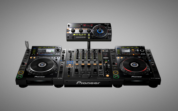 Микшер для диджея