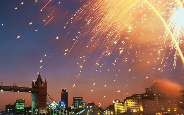 Фейерверк над Лондоном