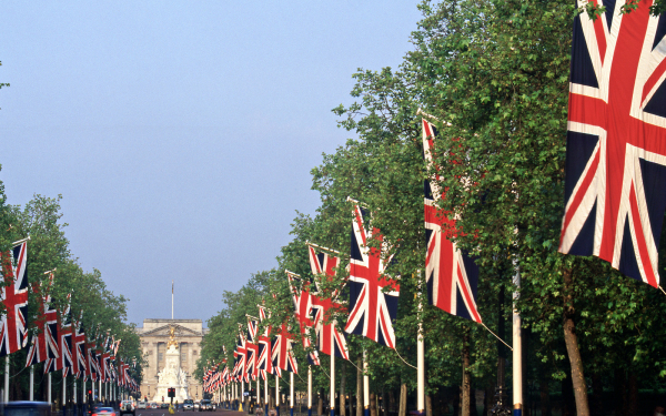 Дорога к Букенгемскому двоцу