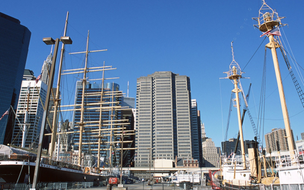 Корабли в Нью-Йорке