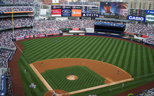 Бейсбольный стадион в Нью-Йорке