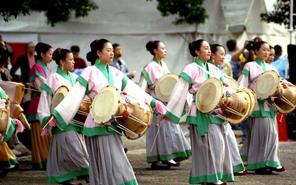Праздничное шествие