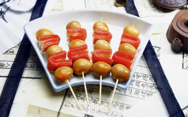 Крабовые палочки с оливками