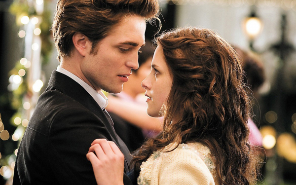Эдвард и Белла из Саги Сумерки