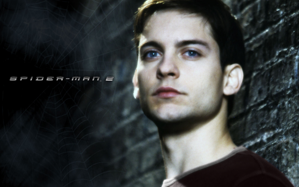 Тоби Магуайр в роли Питера Паркера в фильме Человек-паук 2