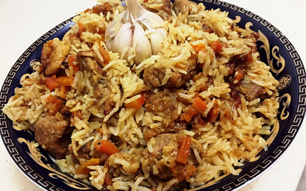 Плов с чесночком