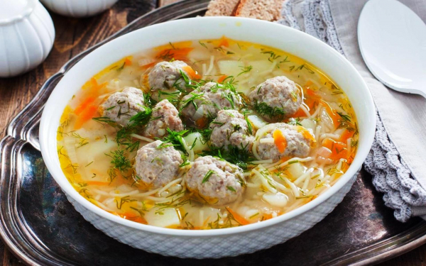 Суп с фрикадельками
