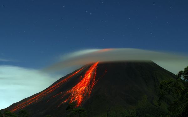 Извержение вулкана