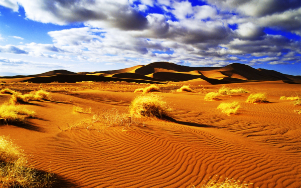 Облака над пустыней