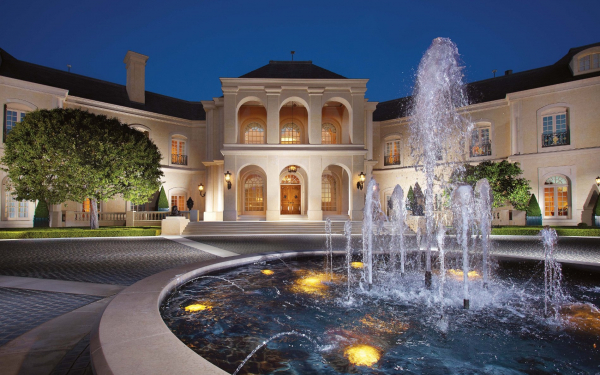 Фонтан в Беверли-Хиллз