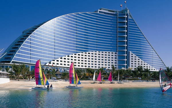 Дубай отель Джумейра Бич