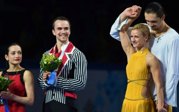 Российские фигуристы Татьяна Волосожар, Максим Траньков, Ксения Столбова и Фёдор Климов золотые и серебряные медалисты сочинской олимпиады