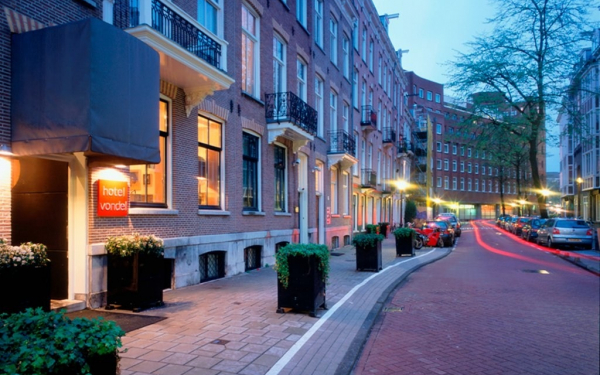 Улица Амстердама