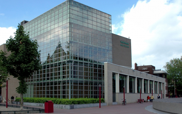 Музей Ван Гога в Амстердаме