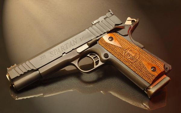 Пистолет STI Spartan