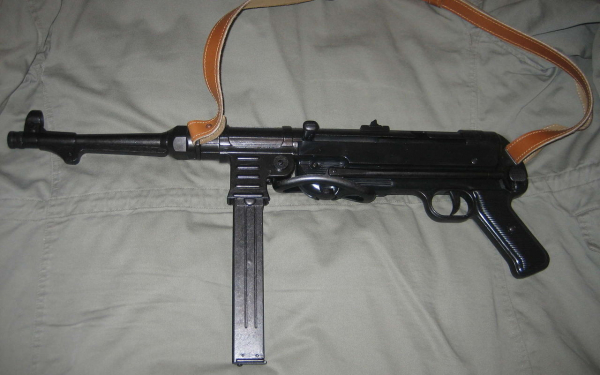 Автомат второй мировой войны Шмайсер